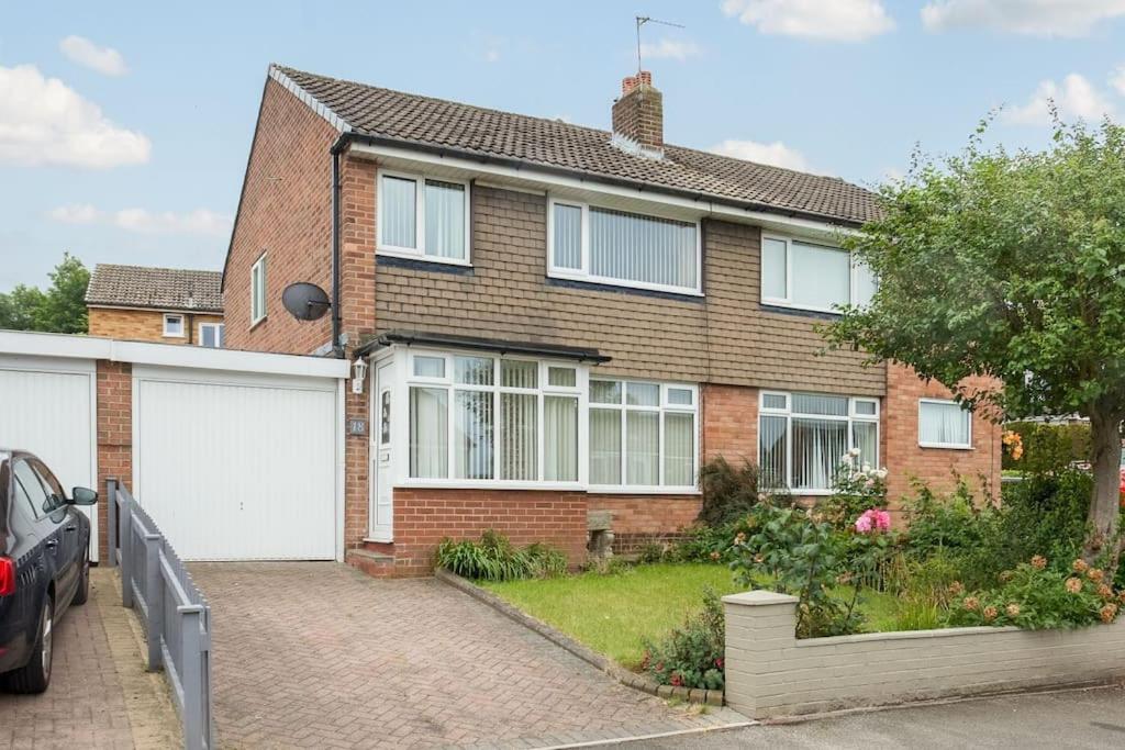Delightful Apartment Garforth